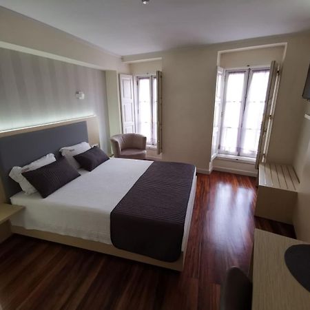 Hotel Residencial Dora บรากา ภายนอก รูปภาพ