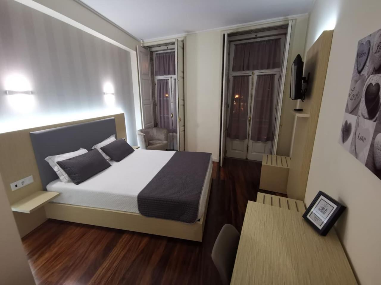 Hotel Residencial Dora บรากา ภายนอก รูปภาพ