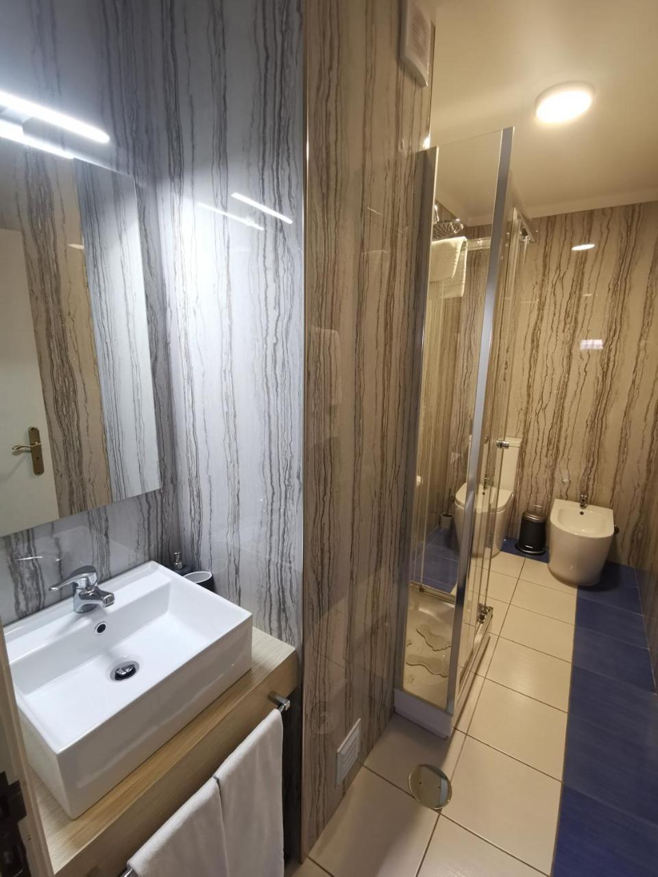 Hotel Residencial Dora บรากา ภายนอก รูปภาพ